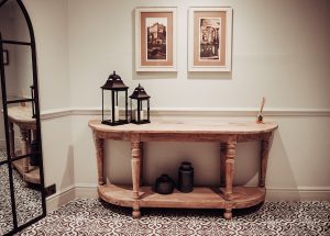 Escape your everyday at the Country Living Hotel Bath If you have been following me on Instagram you will know that I have been obsessing over the golden coloured limestone architecture and beautiful weeping willows of Bath after spending a weekend there recently. I was lucky enough to stay in the newly refurbished Country Living Hotel Lansdown Grove. You really do get to escape your everyday at the Country Living Hotel Bath. Read more at www.ouruniquestays.com.