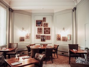 Escape your everyday at the Country Living Hotel Bath If you have been following me on Instagram you will know that I have been obsessing over the golden coloured limestone architecture and beautiful weeping willows of Bath after spending a weekend there recently. I was lucky enough to stay in the newly refurbished Country Living Hotel Lansdown Grove. You really do get to escape your everyday at the Country Living Hotel Bath. Read more at www.ouruniquestays.com.