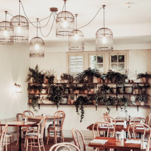 Escape your everyday at the Country Living Hotel Bath If you have been following me on Instagram you will know that I have been obsessing over the golden coloured limestone architecture and beautiful weeping willows of Bath after spending a weekend there recently. I was lucky enough to stay in the newly refurbished Country Living Hotel Lansdown Grove. You really do get to escape your everyday at the Country Living Hotel Bath. Read more at www.ouruniquestays.com.