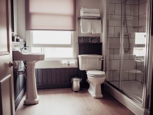 Escape your everyday at the Country Living Hotel Bath If you have been following me on Instagram you will know that I have been obsessing over the golden coloured limestone architecture and beautiful weeping willows of Bath after spending a weekend there recently. I was lucky enough to stay in the newly refurbished Country Living Hotel Lansdown Grove. You really do get to escape your everyday at the Country Living Hotel Bath. Read more at www.ouruniquestays.com.