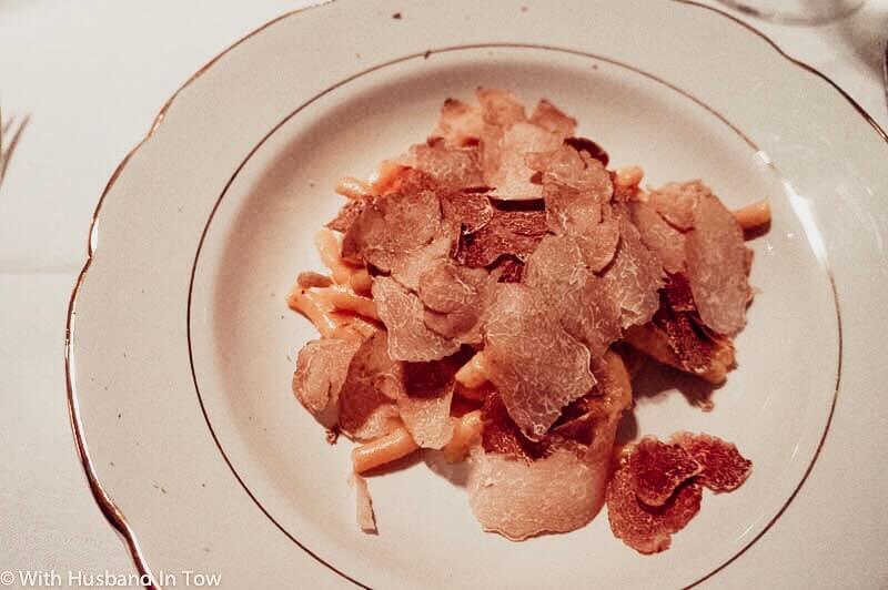 A comprehensive month by month guide on the best places to visit based on calendar month. Read more on www.ouruniquestays.com