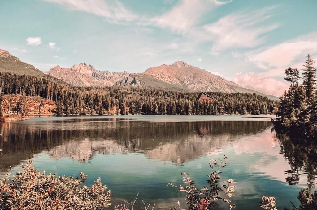 A comprehensive month by month guide on the best places to visit based on calendar month. Read more on www.ouruniquestays.com