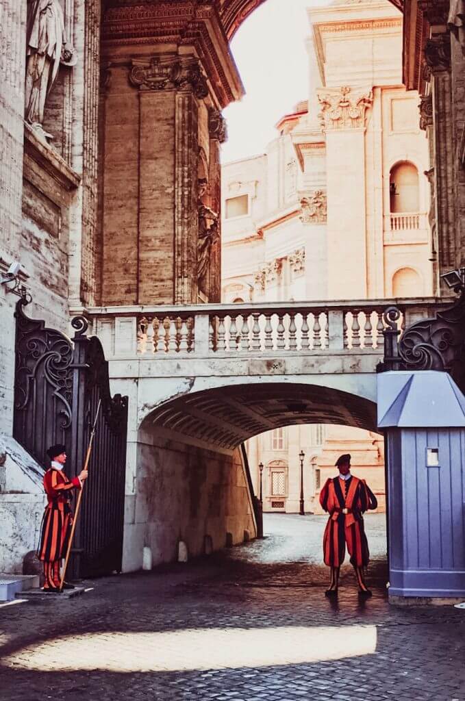 A comprehensive month by month guide on the best places to visit based on calendar month. Read more on www.ouruniquestays.com