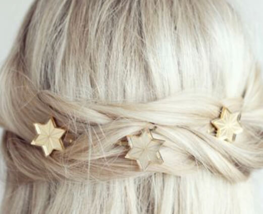 Star hair clips by Jules and Clem. Ten of the best hair accessories online. Read more on www.ouruniquestays.com