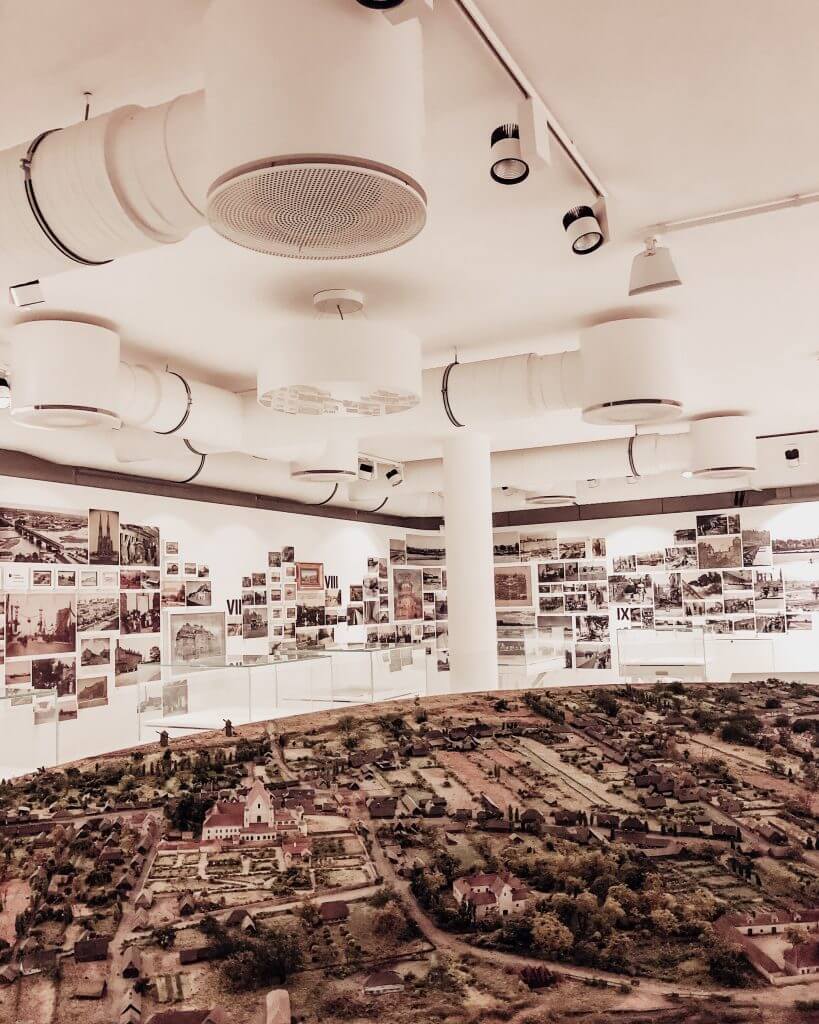 If you want to see an alternative Warsaw, then you need to check out my walking guide of Praga in Warsaw. Read more on www.ouruniquestays.com #warsaw #visitwarsaw #explorewarsaw