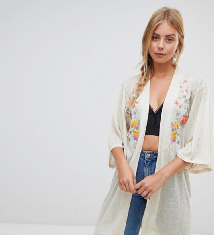 Kimono cardigan. Fashion with Chronic illness. Read more on www.ouruniquestays.com