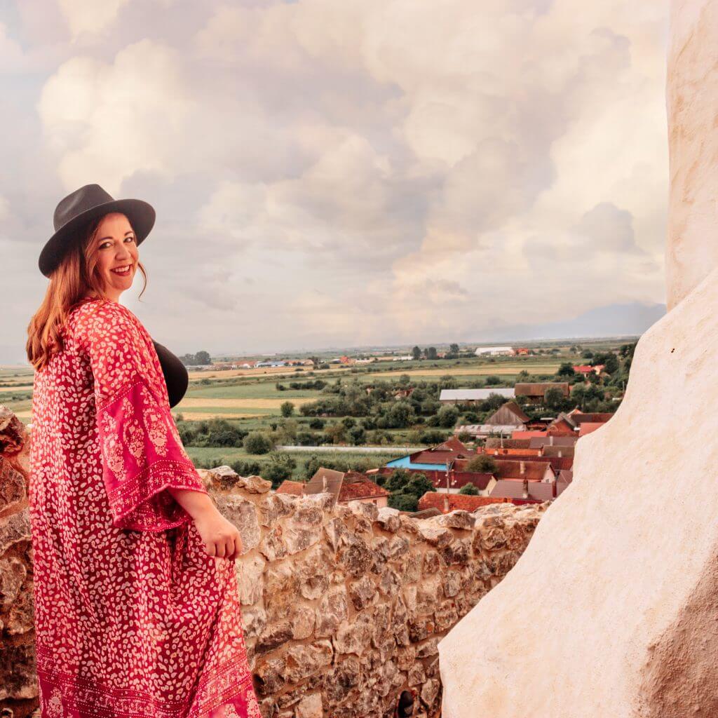 The best travel hashtags to use for killer reach. A list of over 250 travel hashtags for Instagram. Read more on www.ouruniquestays.com