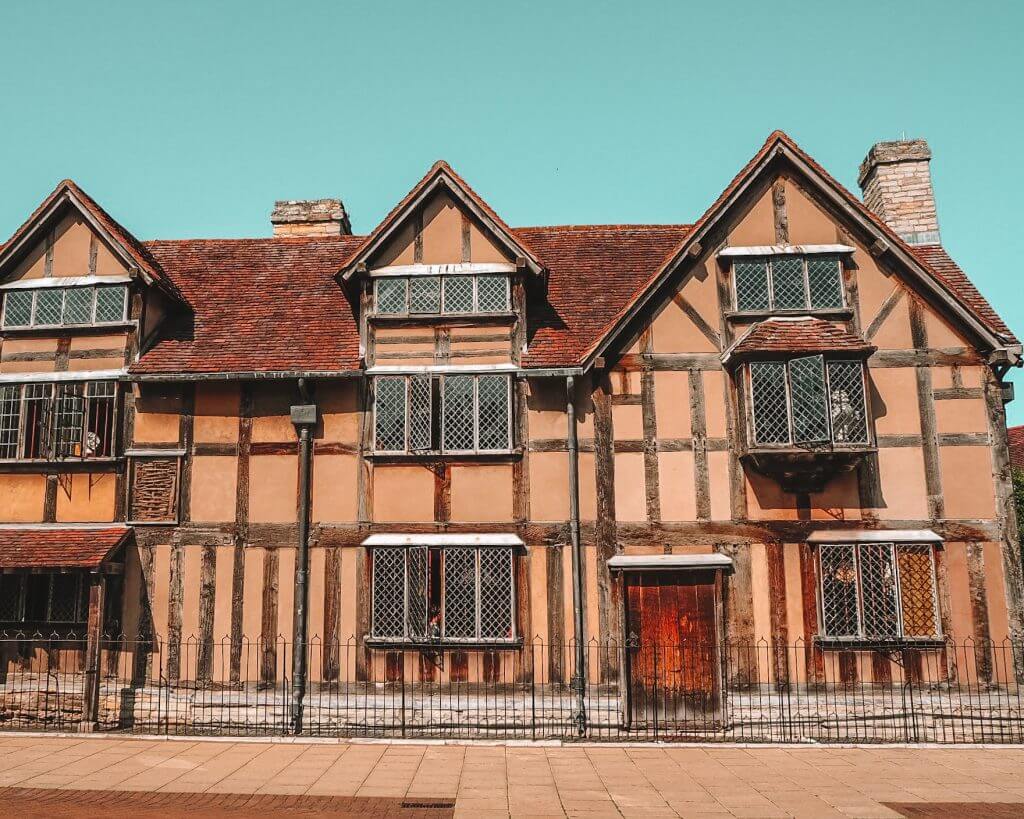 Shakespeare's birth house, Stratford upon Avon. Read more on www.ouruniquestays.com