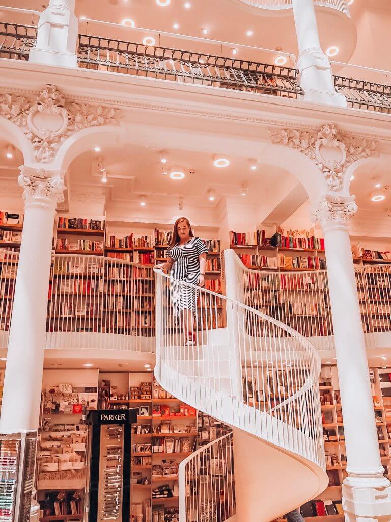 Carturesti Carusel Bookstore in Bucharest. Things to do in Bucharest.