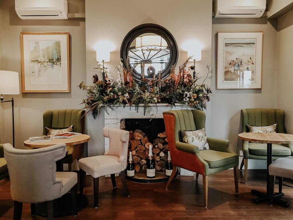 Country House vibes at The Cottage in the Wood