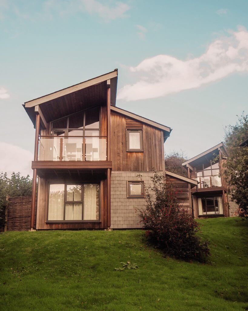 Scandinavian style lodges at The Cornwall Hotel and Spa. Read more on www.ouruniquestays.com