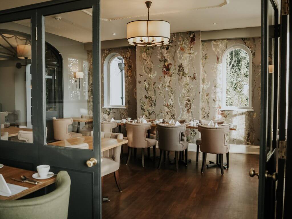 Stylish contemporary design of the 1919 Restautant at The Cottage in the Wood