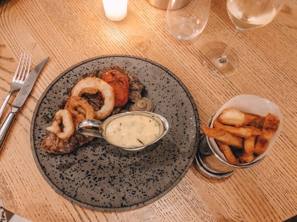 Dinner at 1919 Restaurant in The Cottage in the Wood