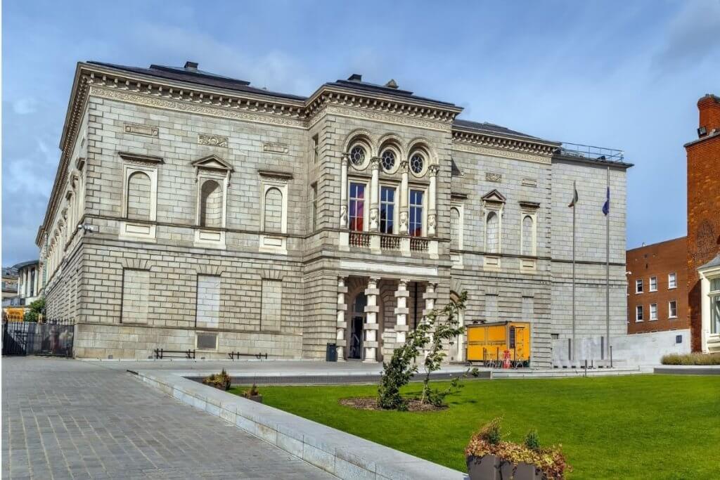 Exterior of the National Gallery of Ireland
