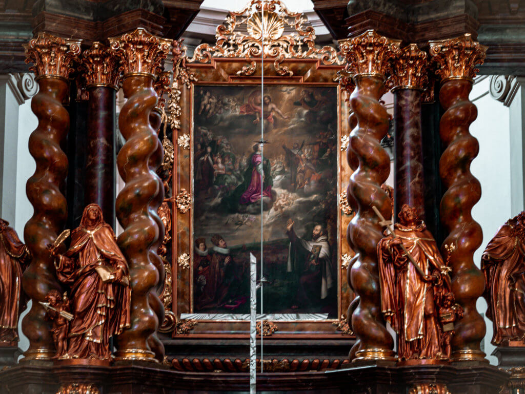 Altar at the church of our lady of victories in Prague