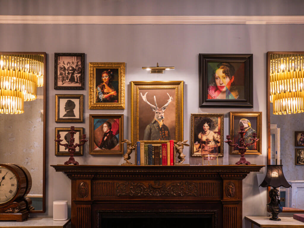 Reception of Hotel Indigo Bath