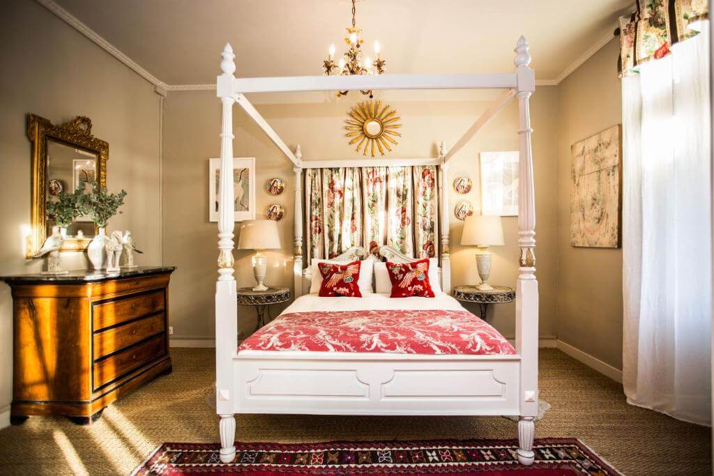 Bedroom at Carcassonne bed and breakfast du Palais