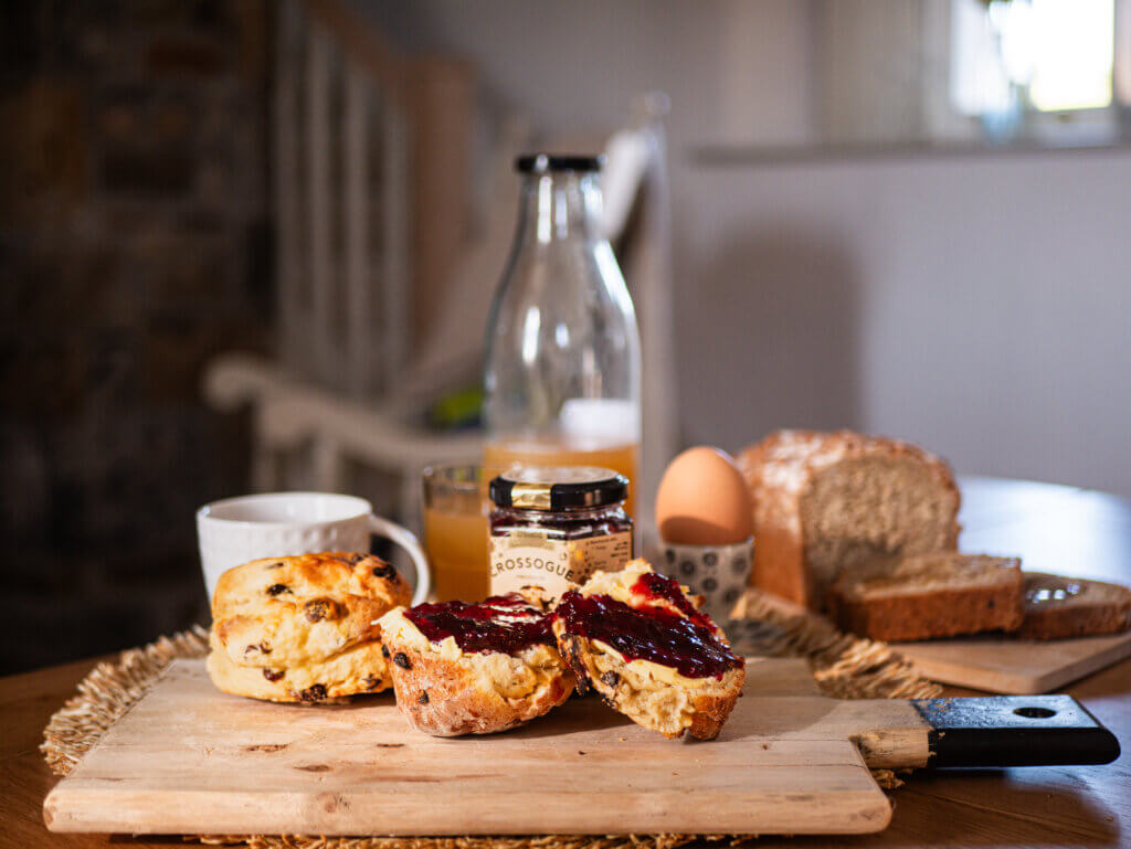 A table setting with breakfast.