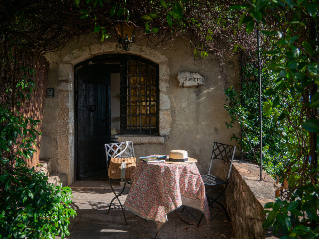 Garden of La Miette cottage in Saint Paul de Vence